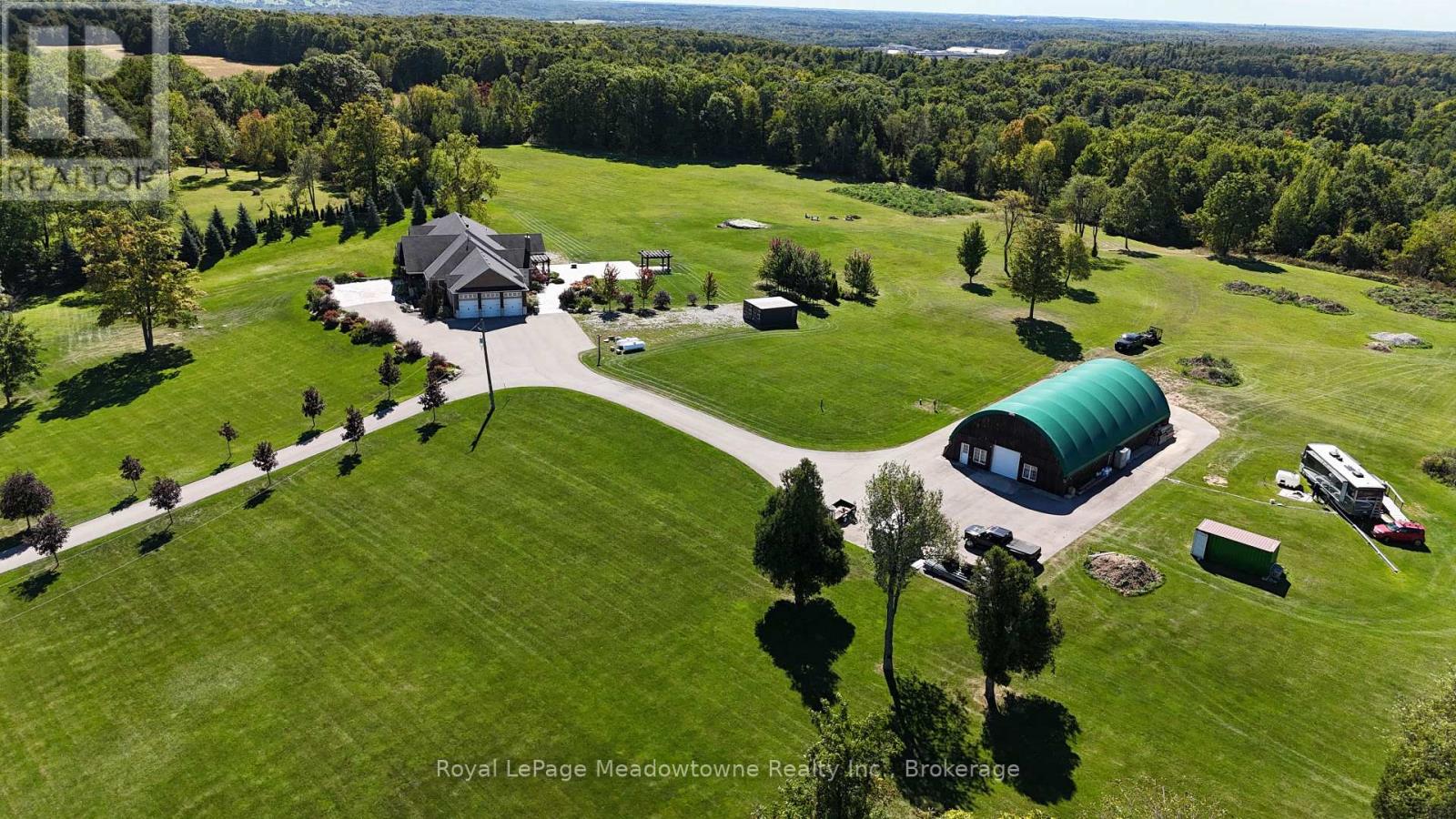 7686 Appleby Line Property Photo 4