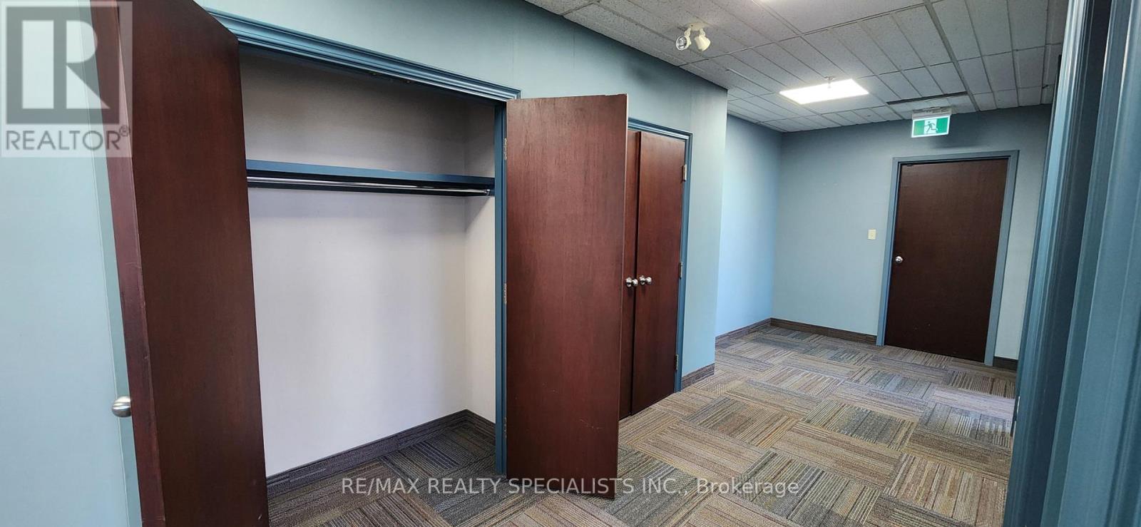 401 - 130 Dundas Street E Property Photo 6