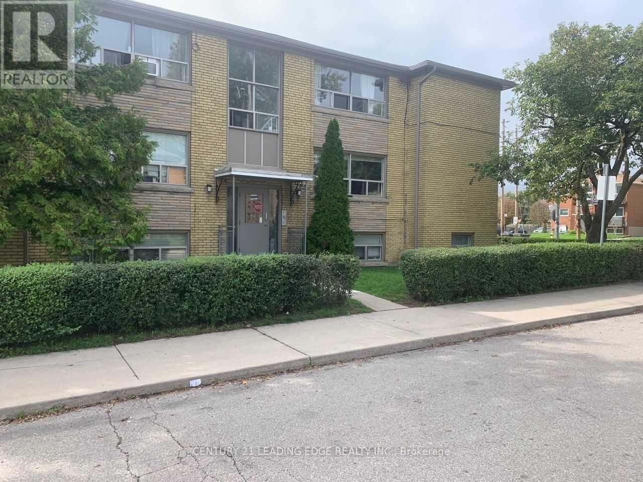 6 - 2719 LAKE SHORE BOULEVARD W Property Photo 1