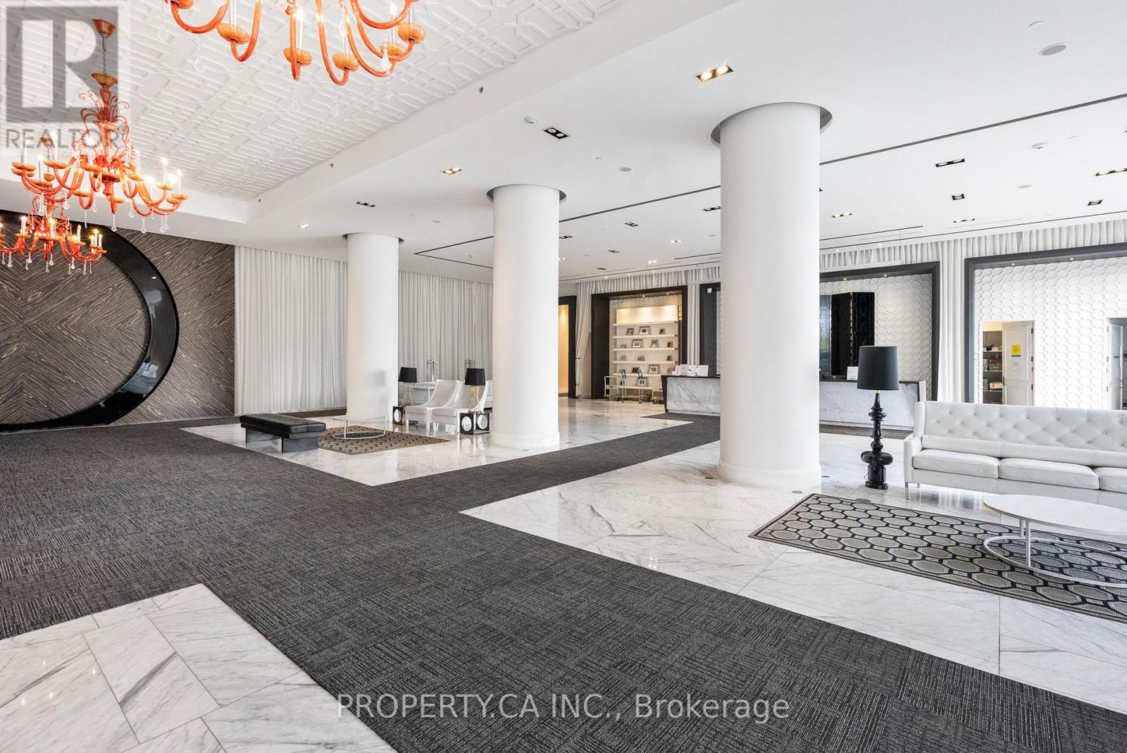 1211 - 90 Park Lawn Road Property Photo 4