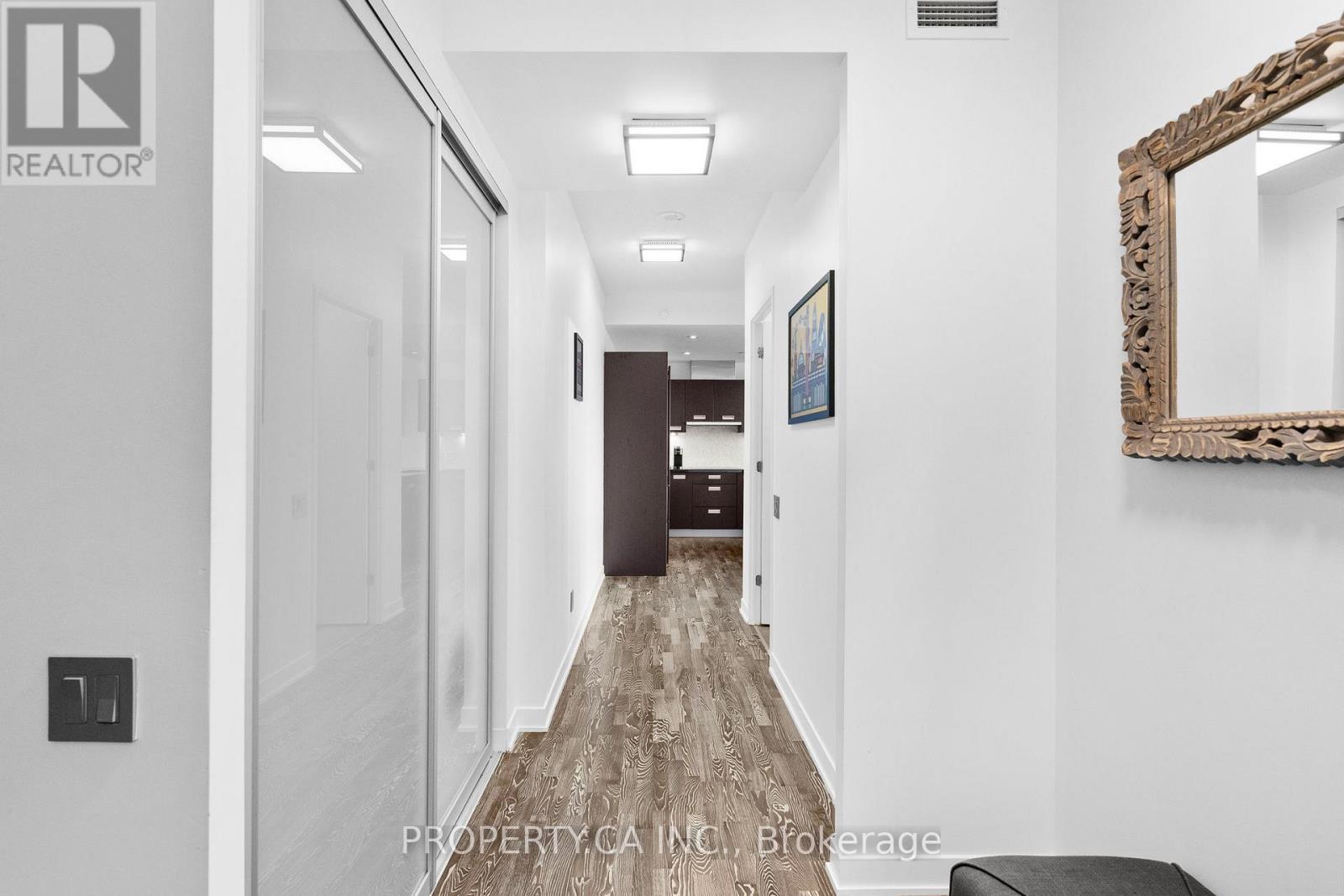 1211 - 90 Park Lawn Road Property Photo 7