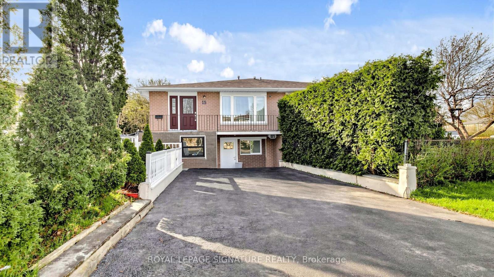 15 GAINSBOROUGH ROAD Property Photo 1