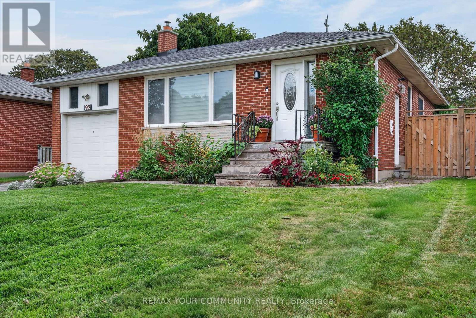 92 Beaver Bend Crescent Property Photo 1