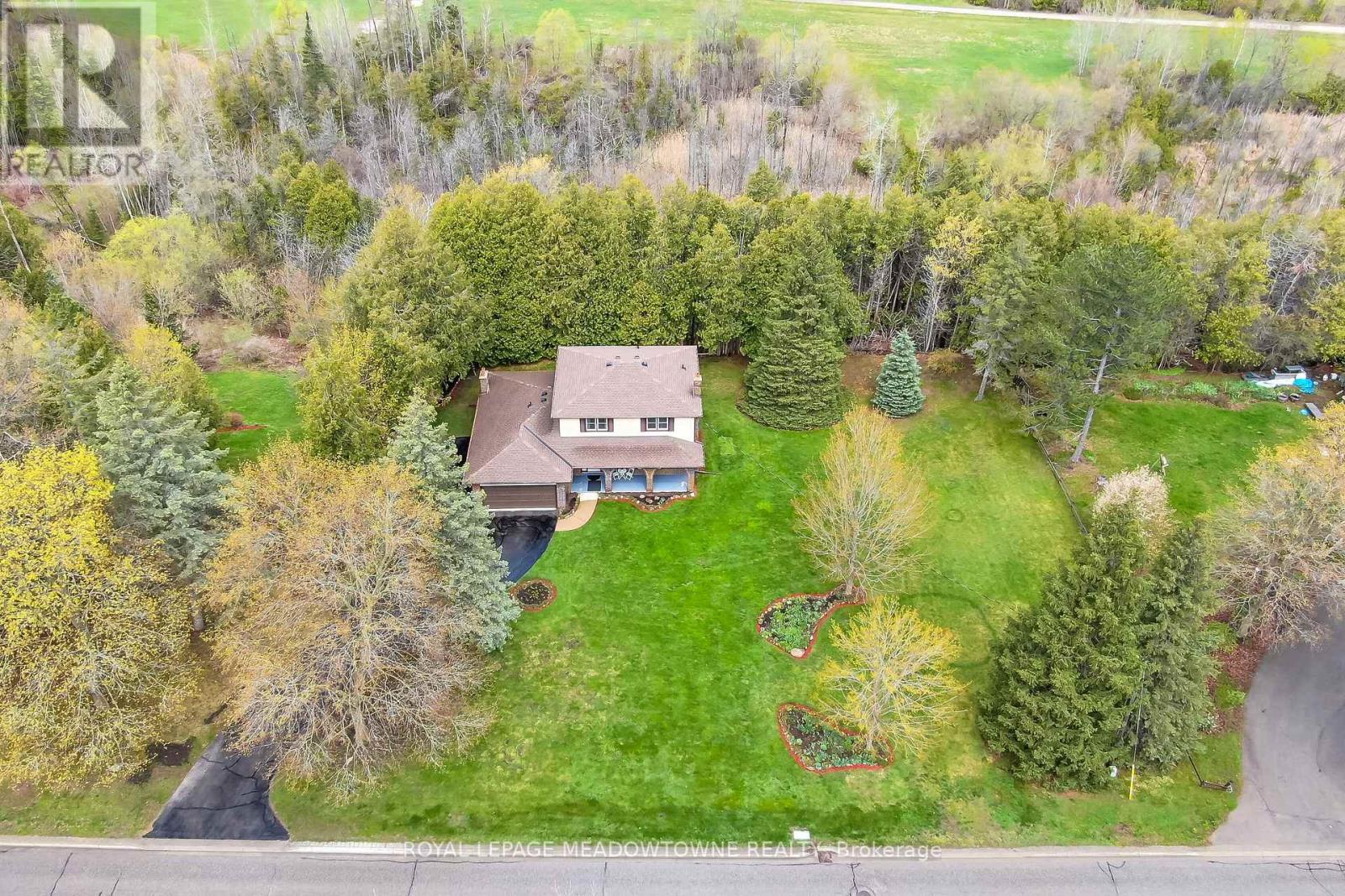 39 WILDWOOD ROAD