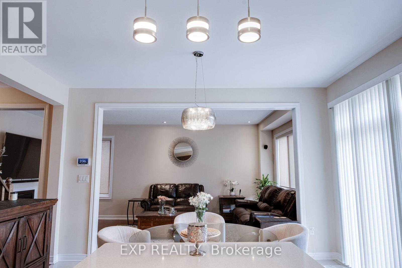 50 Kempsford Crescent Property Photo 5