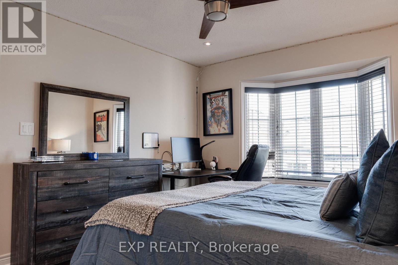 50 Kempsford Crescent Property Photo 10