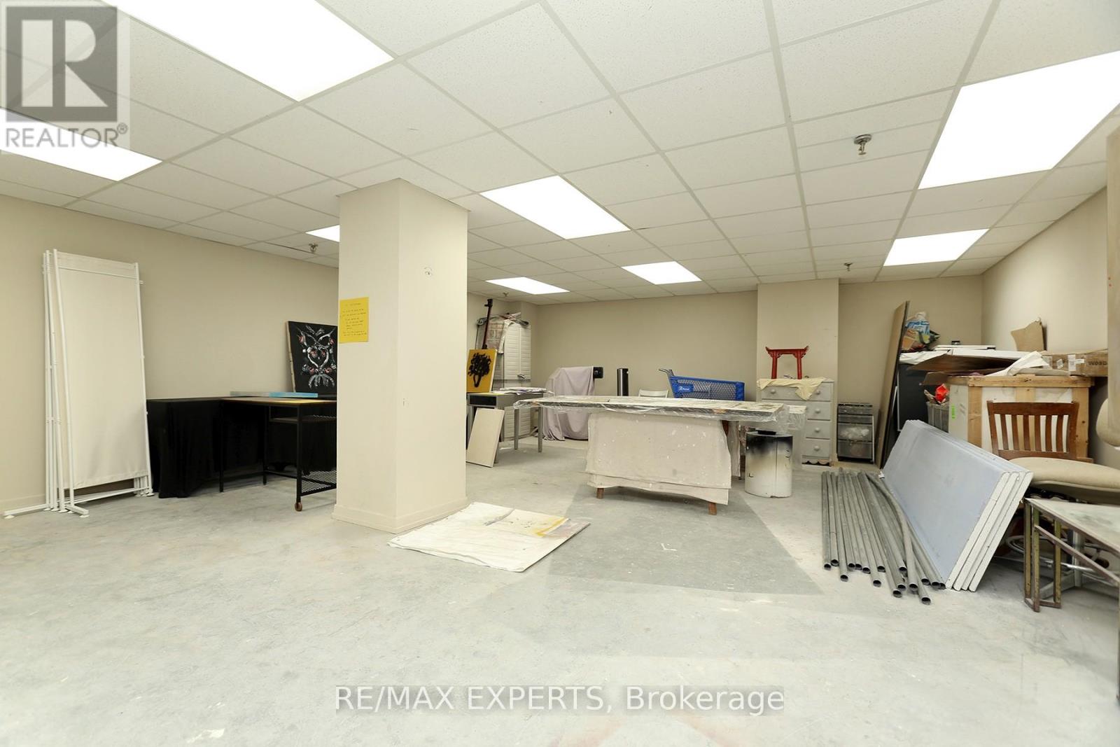1609 - 2045 Lake Shore Boulevard Property Photo 31