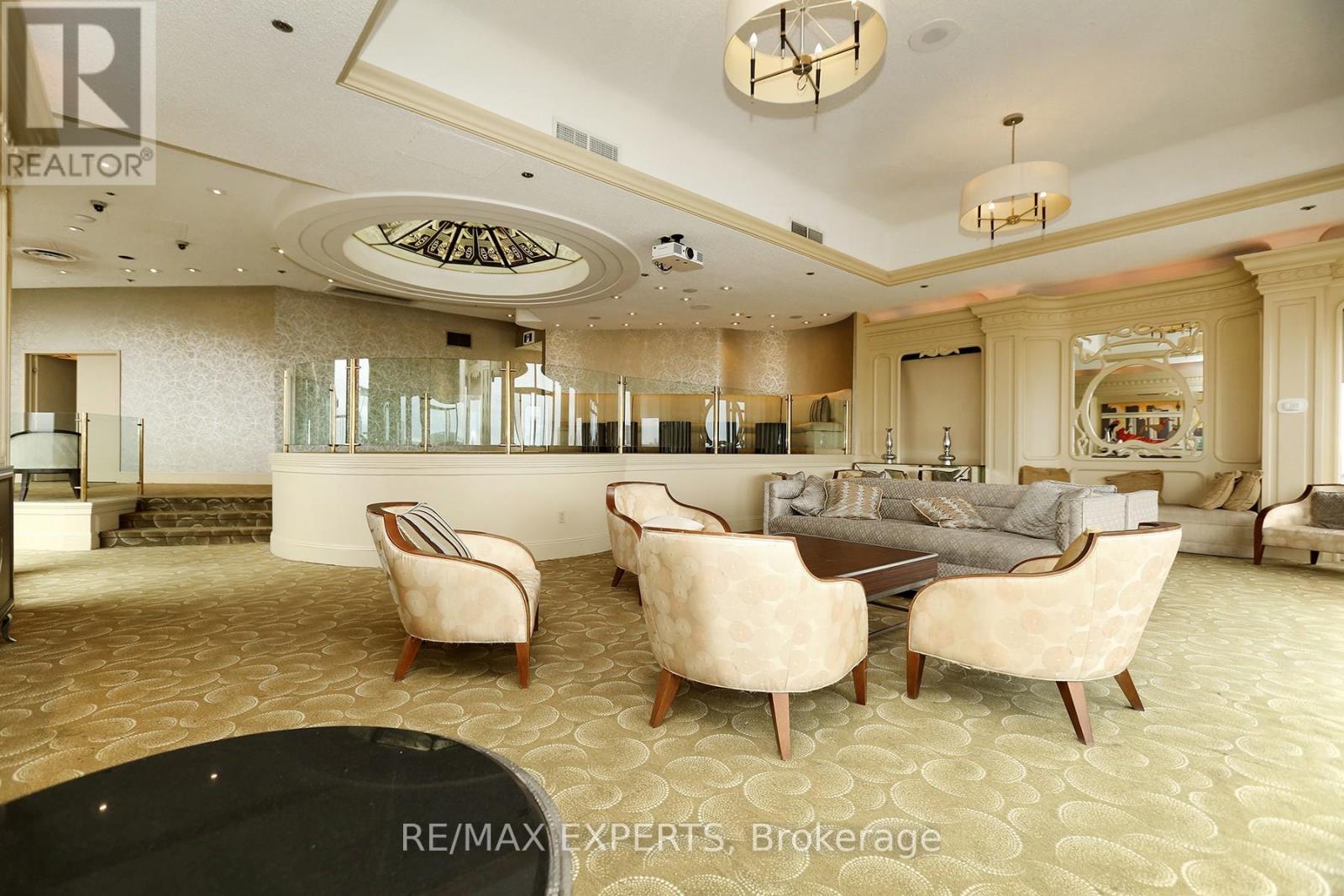 1609 - 2045 Lake Shore Boulevard Property Photo 36