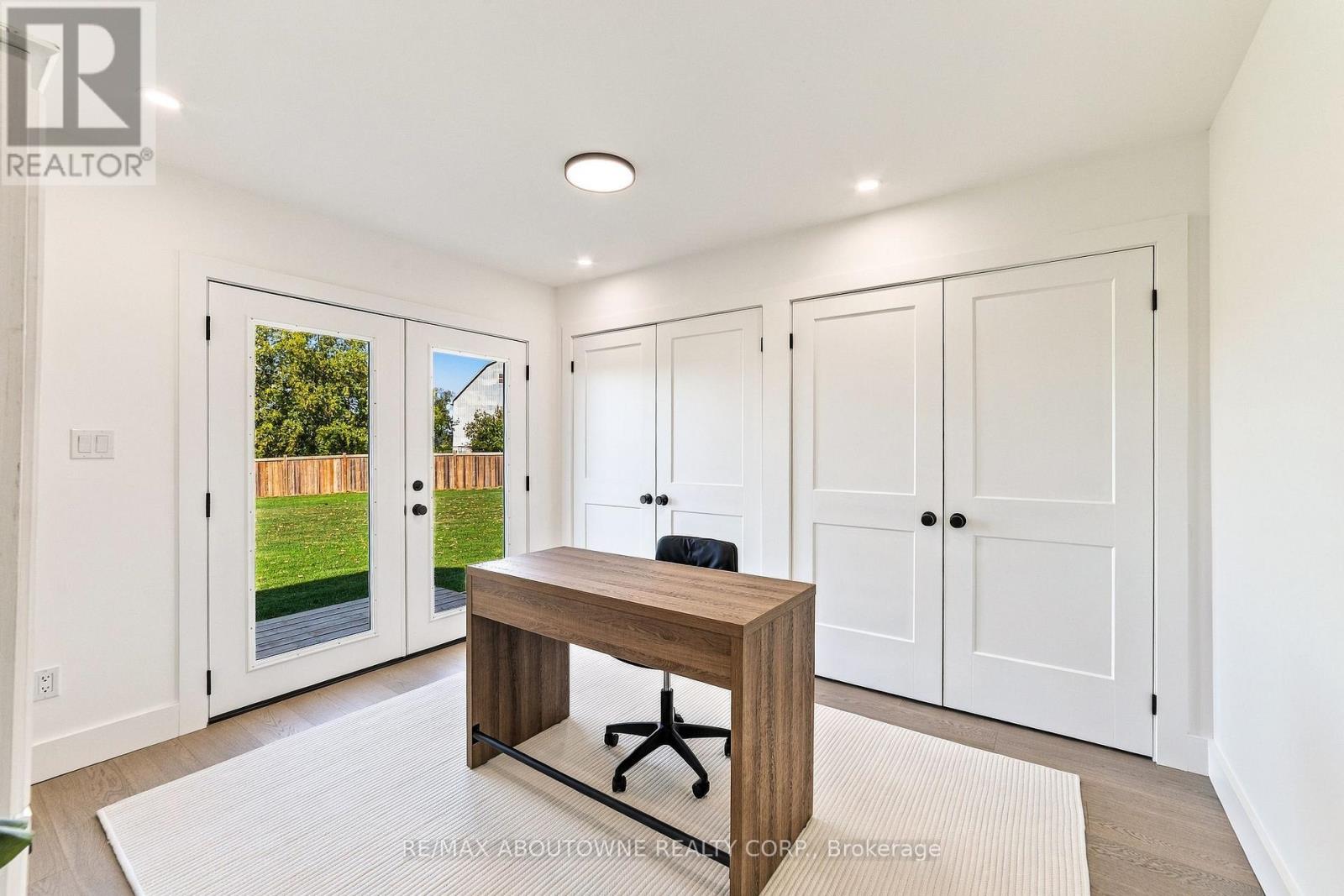 5367 2 Side Road Property Photo 18
