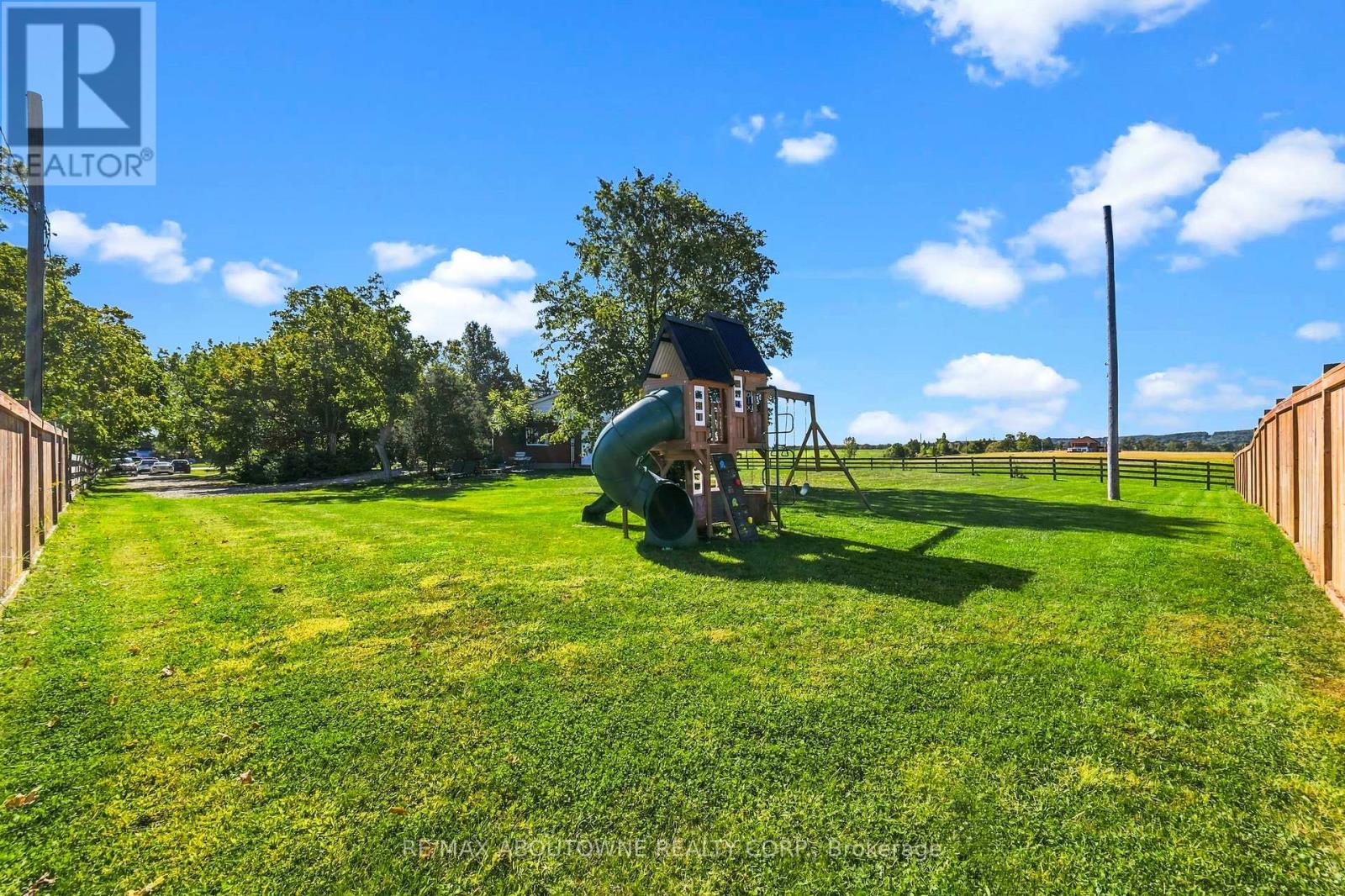 5367 2 Side Road Property Photo 30