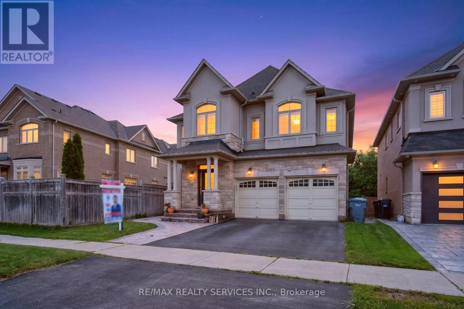 15 BONNIE BRAES DRIVE Property Photo 1