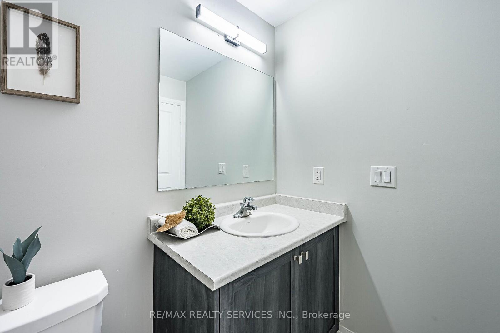 60 Brixham Lane Property Photo 39