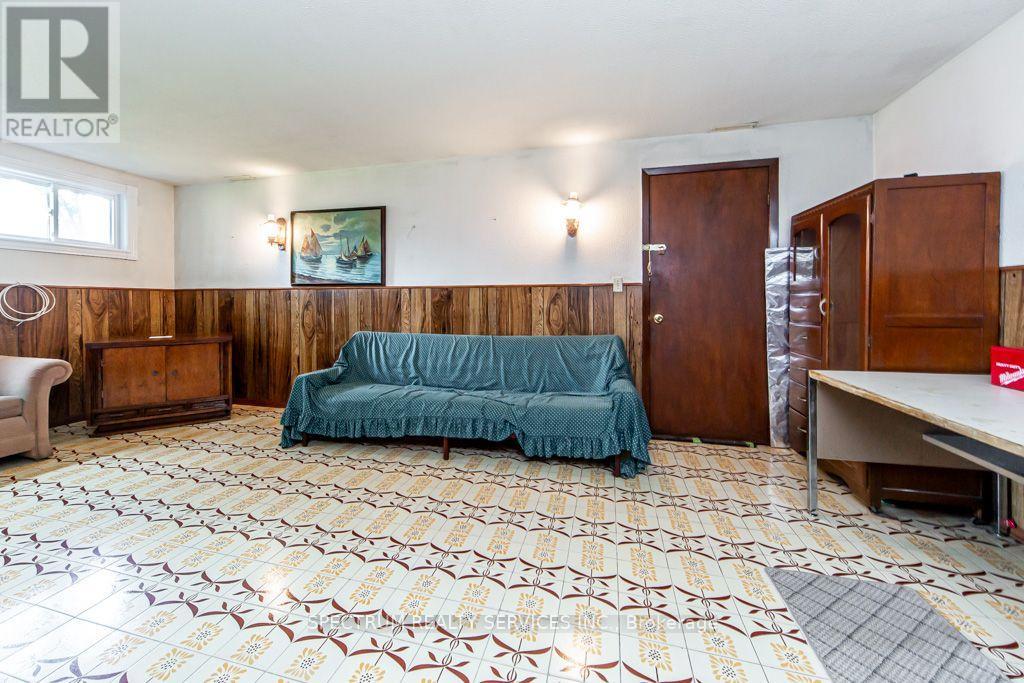 16 Burin Court Property Photo 34