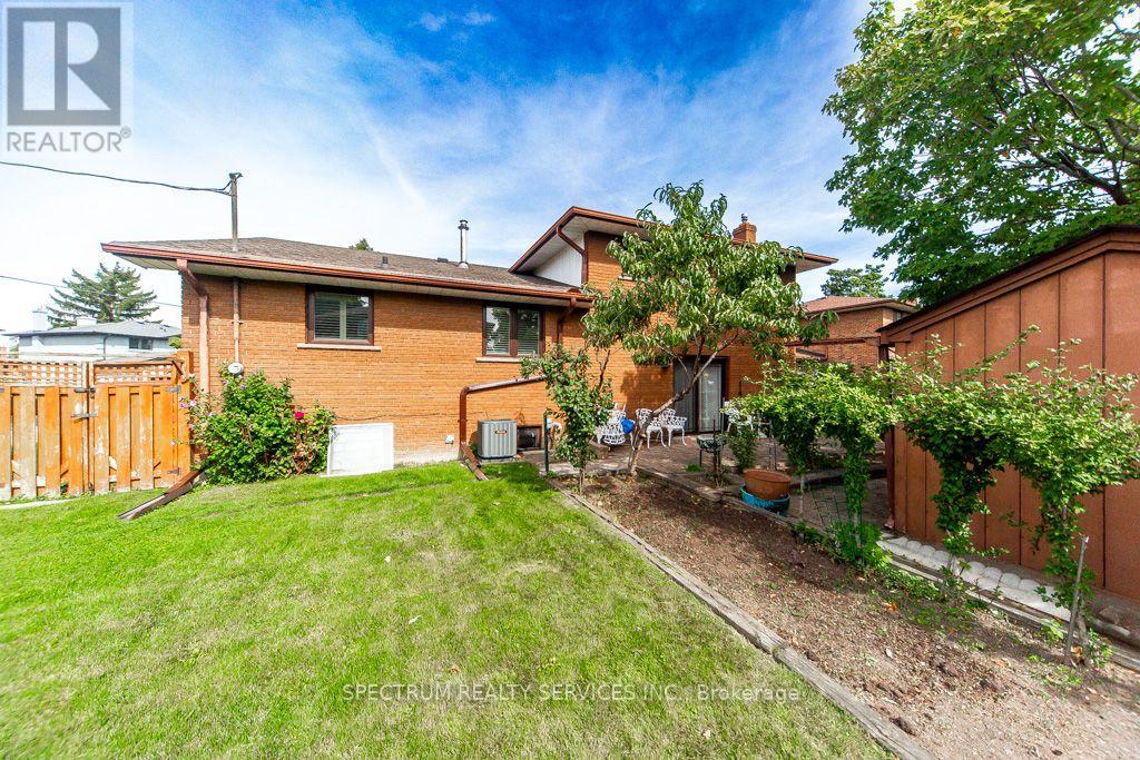 16 Burin Court Property Photo 46