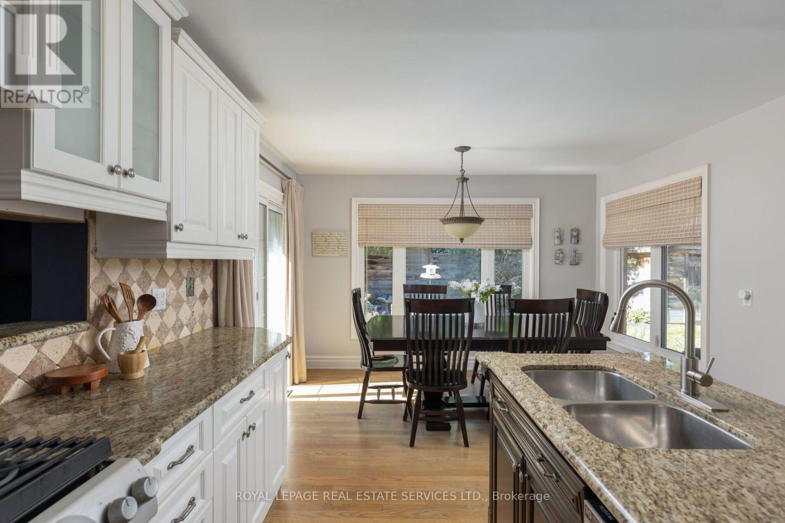 4279 Bridlepath Trail Property Photo 12