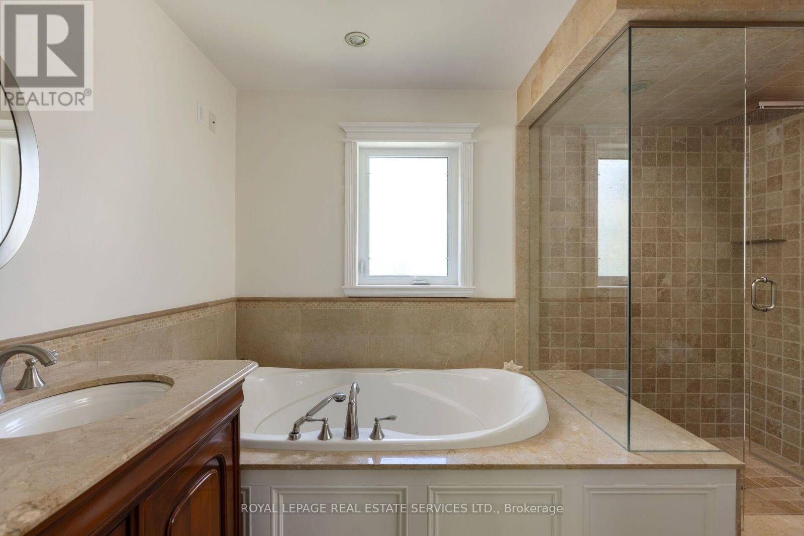 4279 Bridlepath Trail Property Photo 21