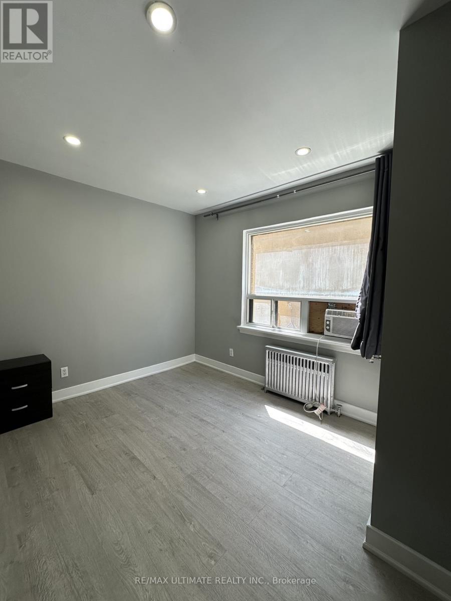 Unit A - 1705 Jane Street Property Photo 3