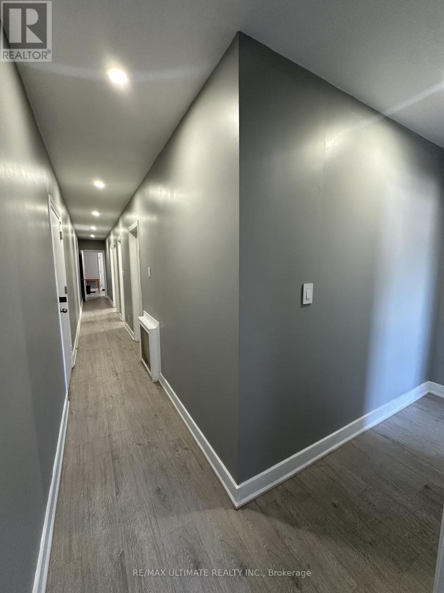 Unit A - 1705 Jane Street Property Photo 7