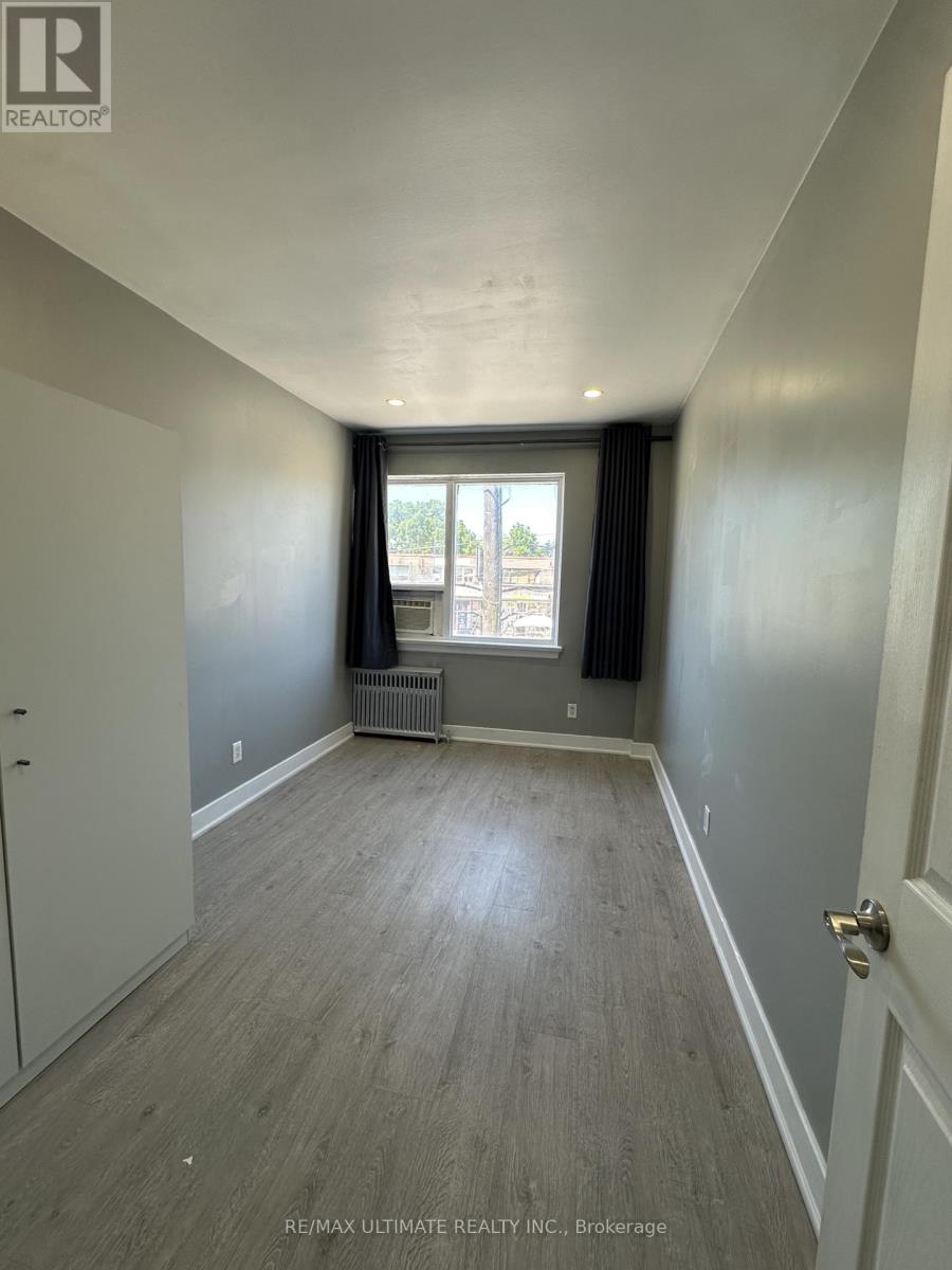 Unit A - 1705 Jane Street Property Photo 8