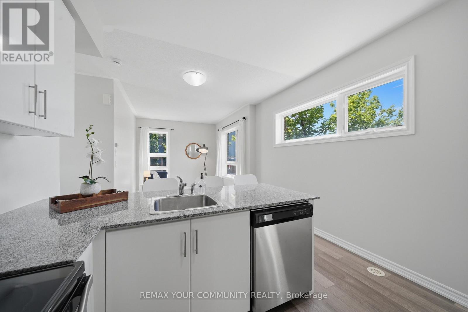 2 - 90 Caledonia Park Road Property Photo 14