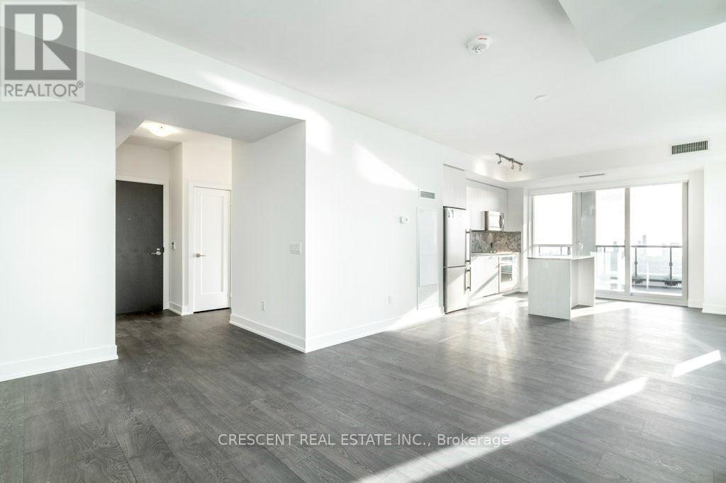 3829 - 5 Mabelle Avenue Property Photo 11