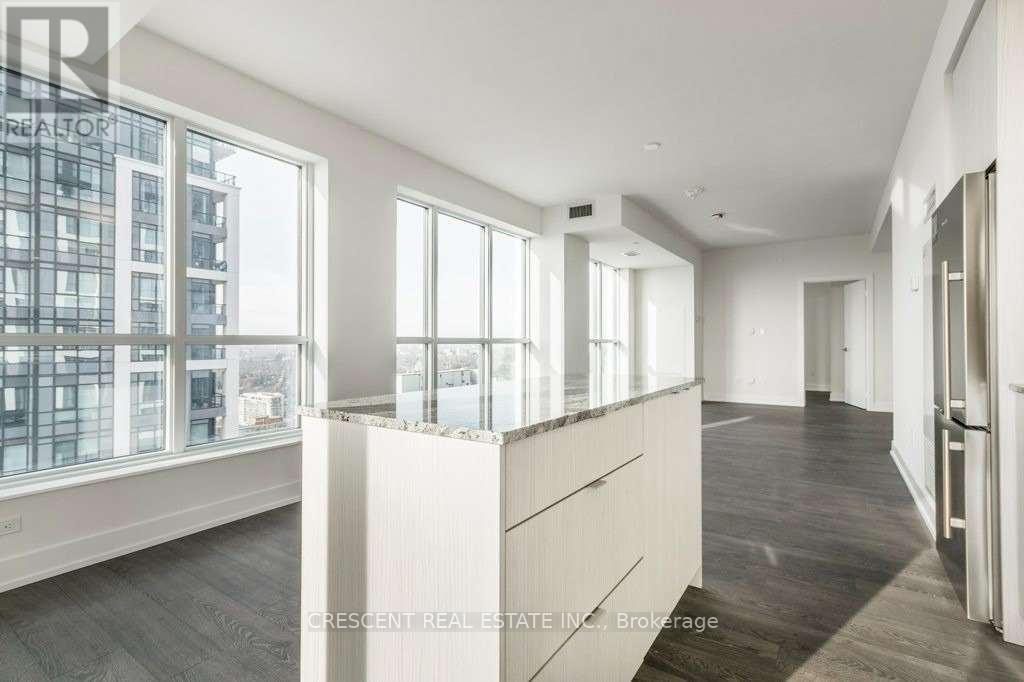 3829 - 5 Mabelle Avenue Property Photo 12