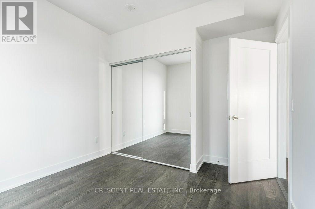 3829 - 5 Mabelle Avenue Property Photo 22