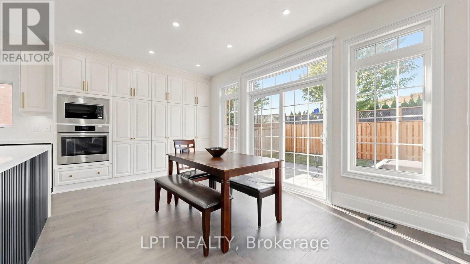 4 Plentywood Drive Property Photo 15