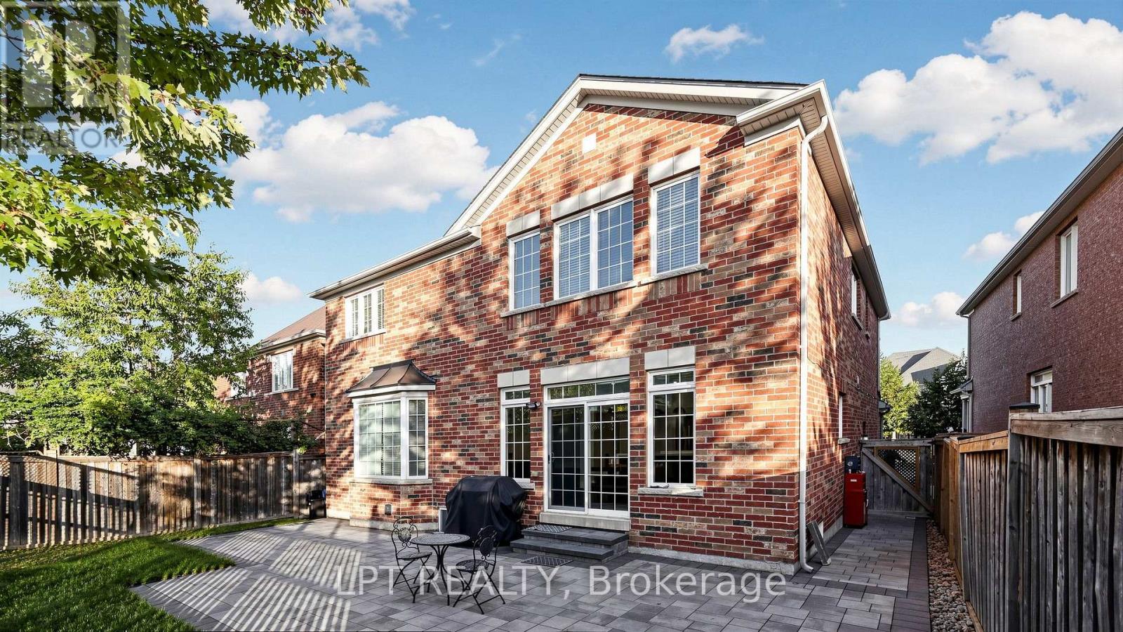 4 Plentywood Drive Property Photo 37