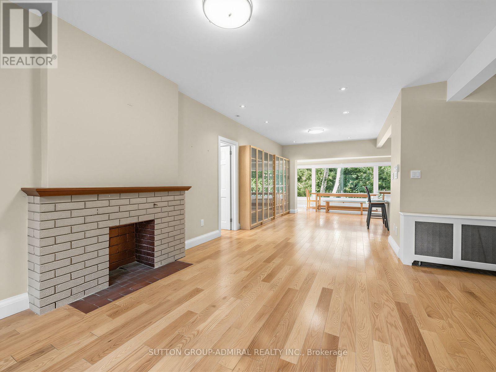 246 Ellis--main Avenue Property Photo 7