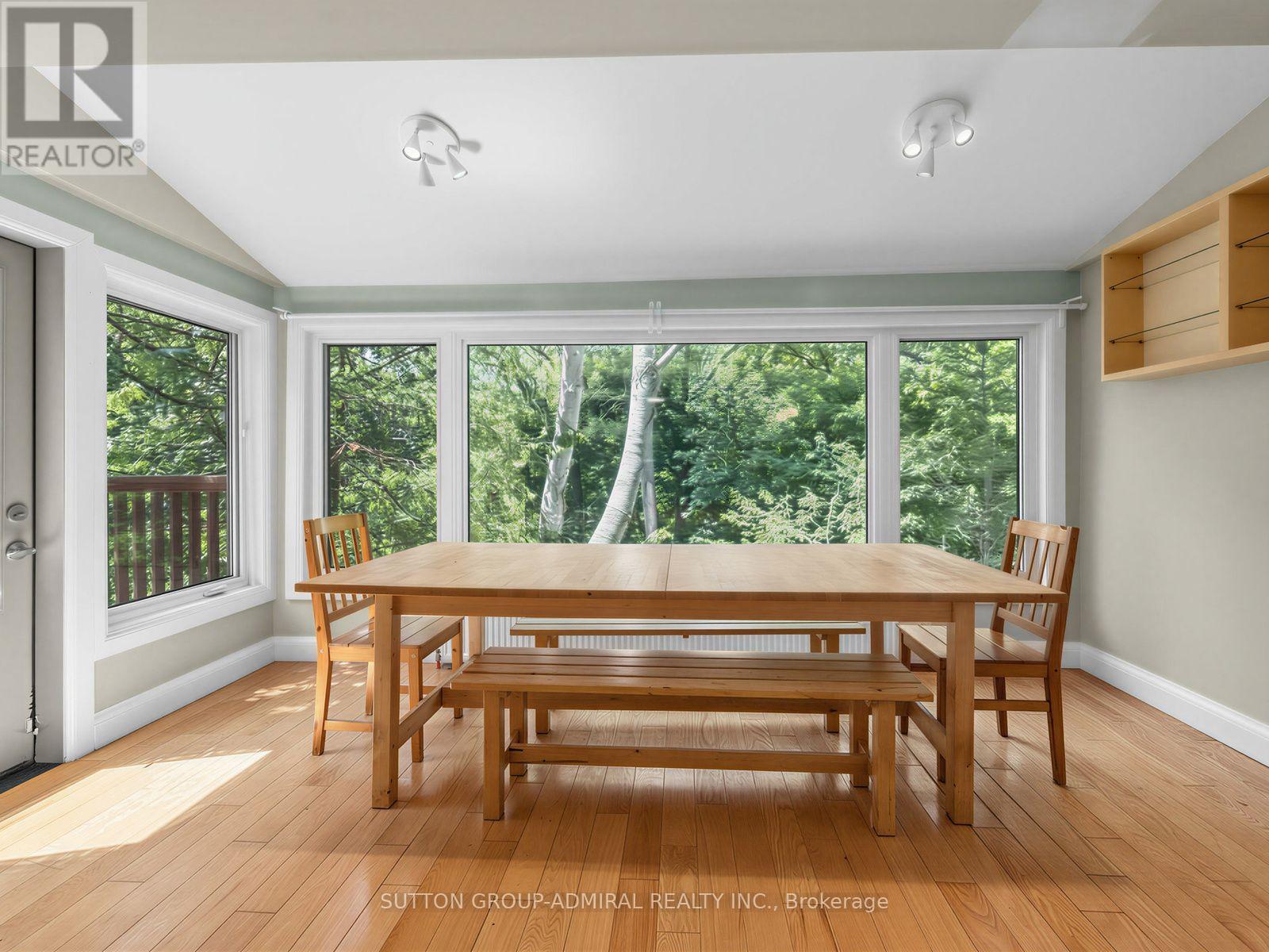 246 Ellis--main Avenue Property Photo 11