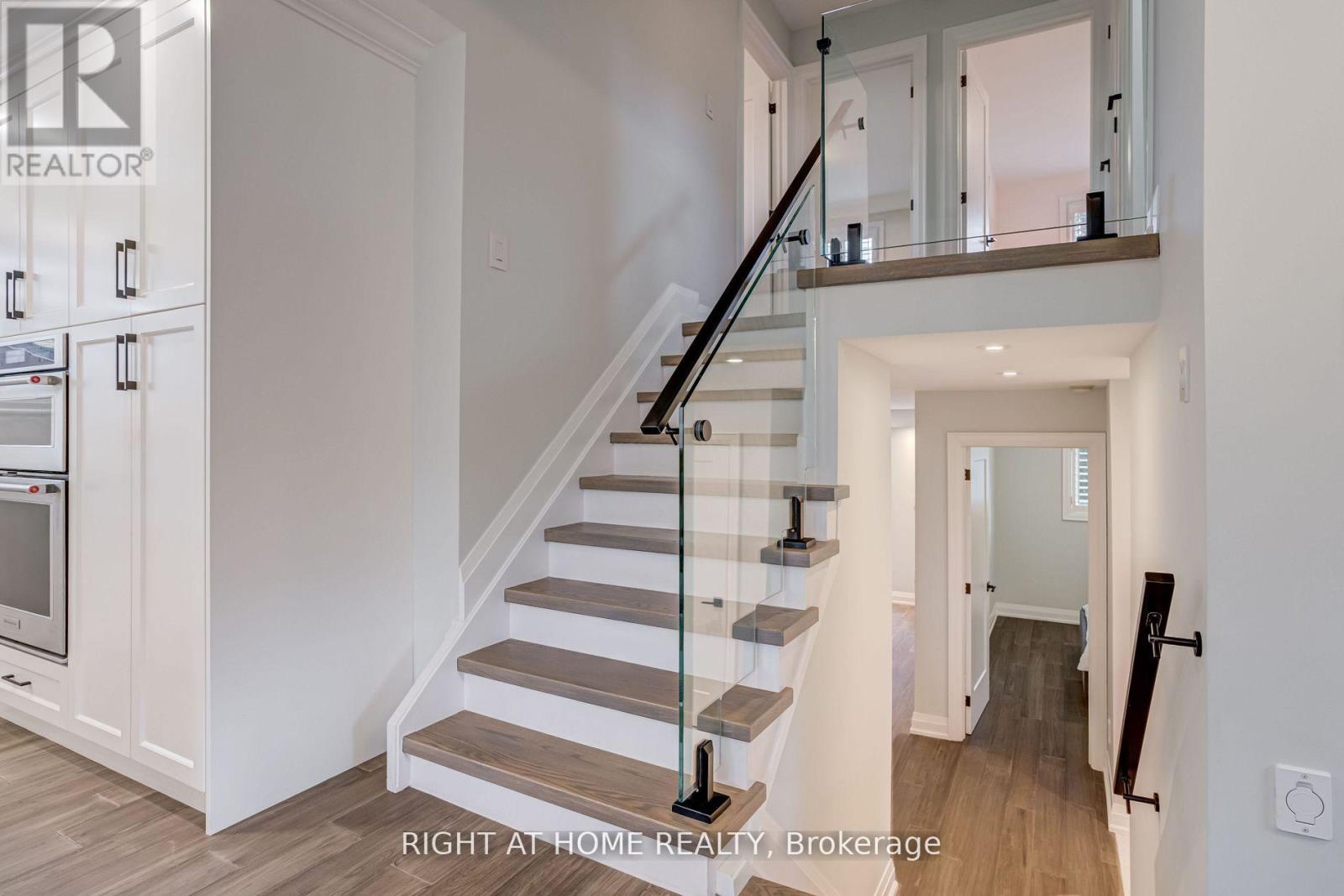 260 Louis Drive Property Photo 17