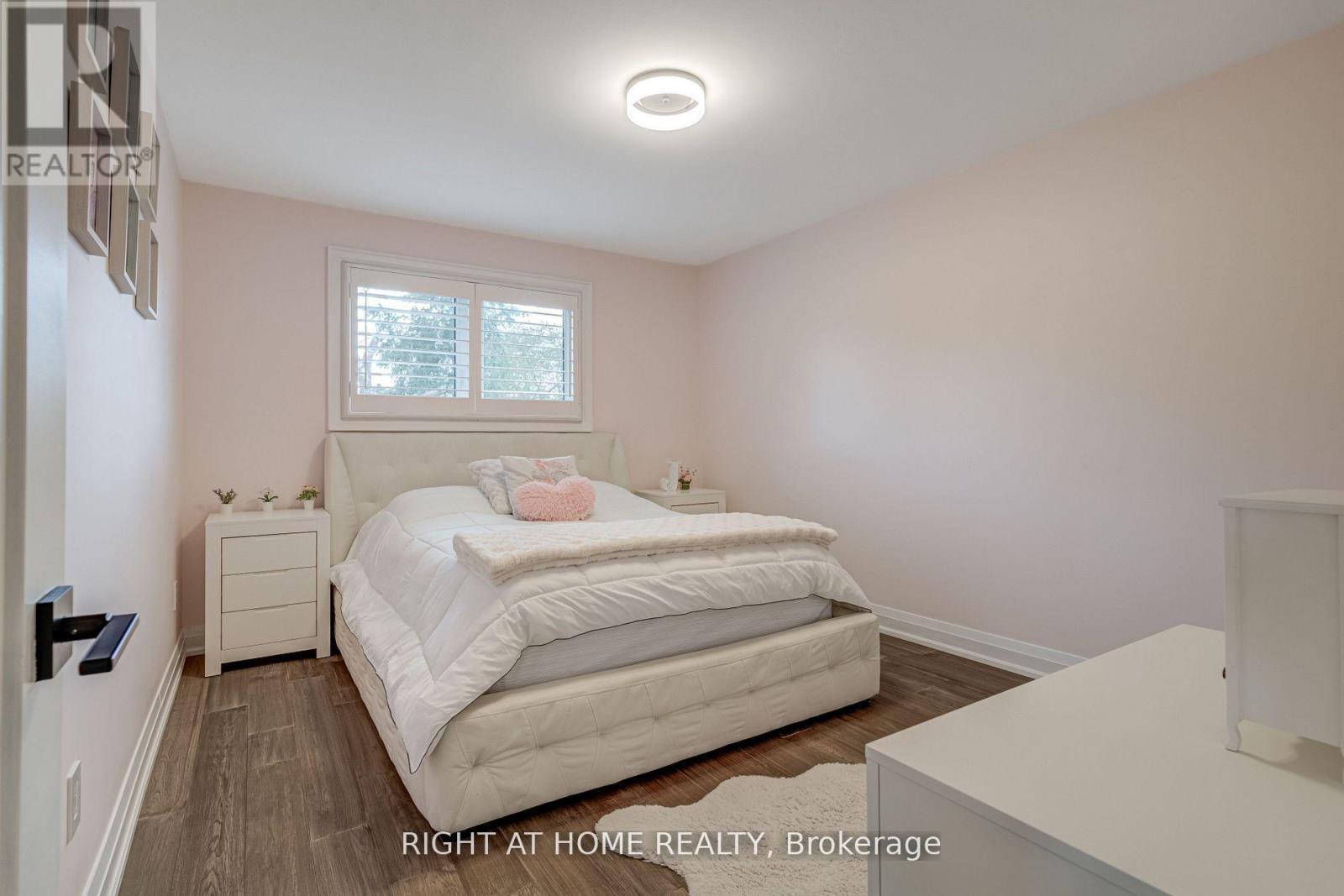 260 Louis Drive Property Photo 21