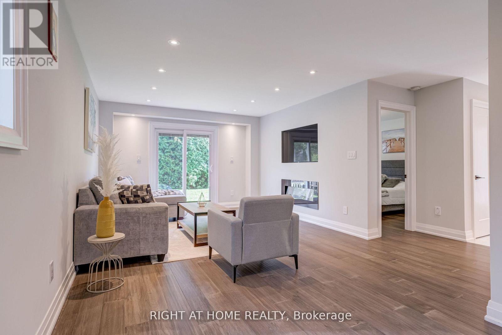 260 Louis Drive Property Photo 26