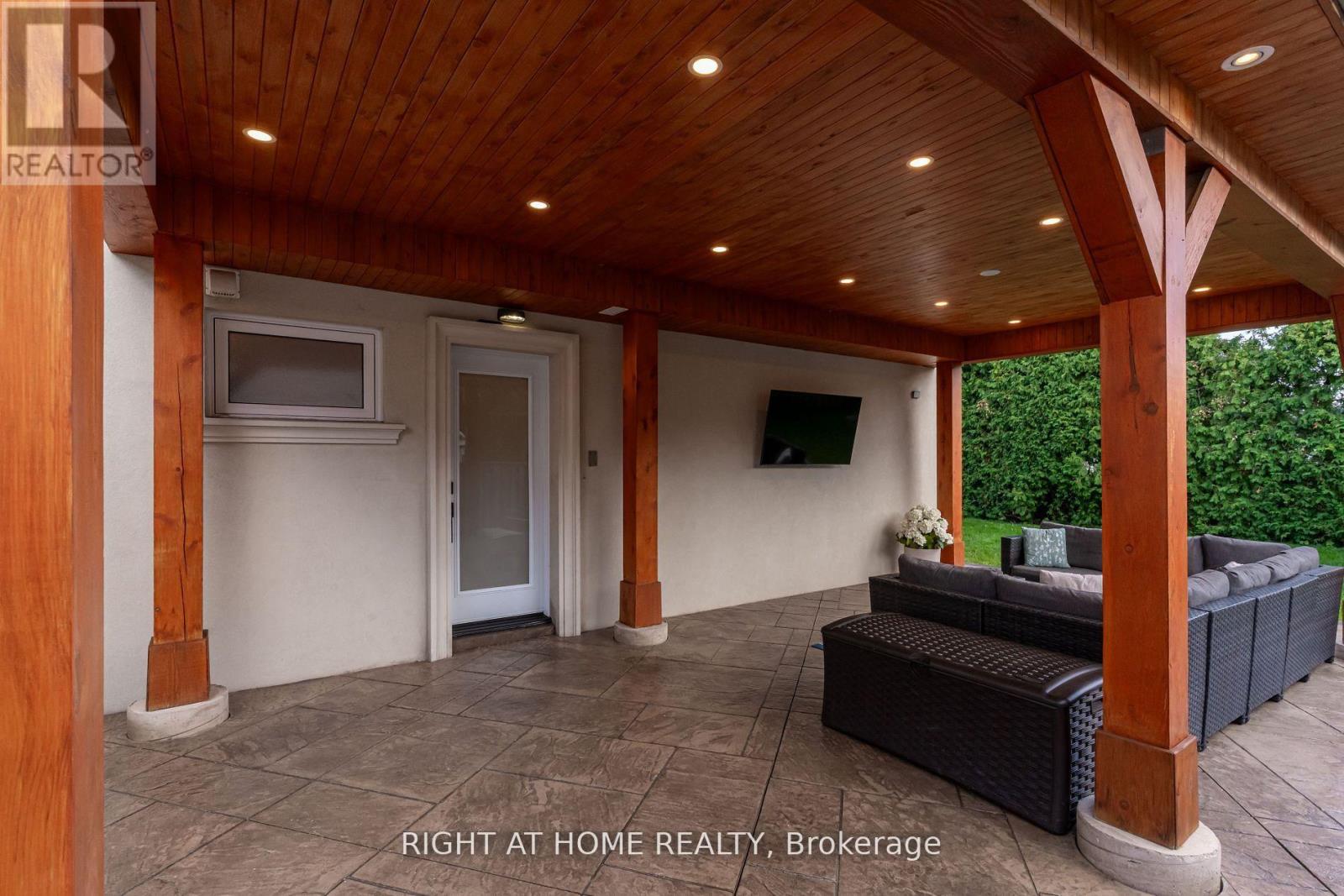 260 Louis Drive Property Photo 39