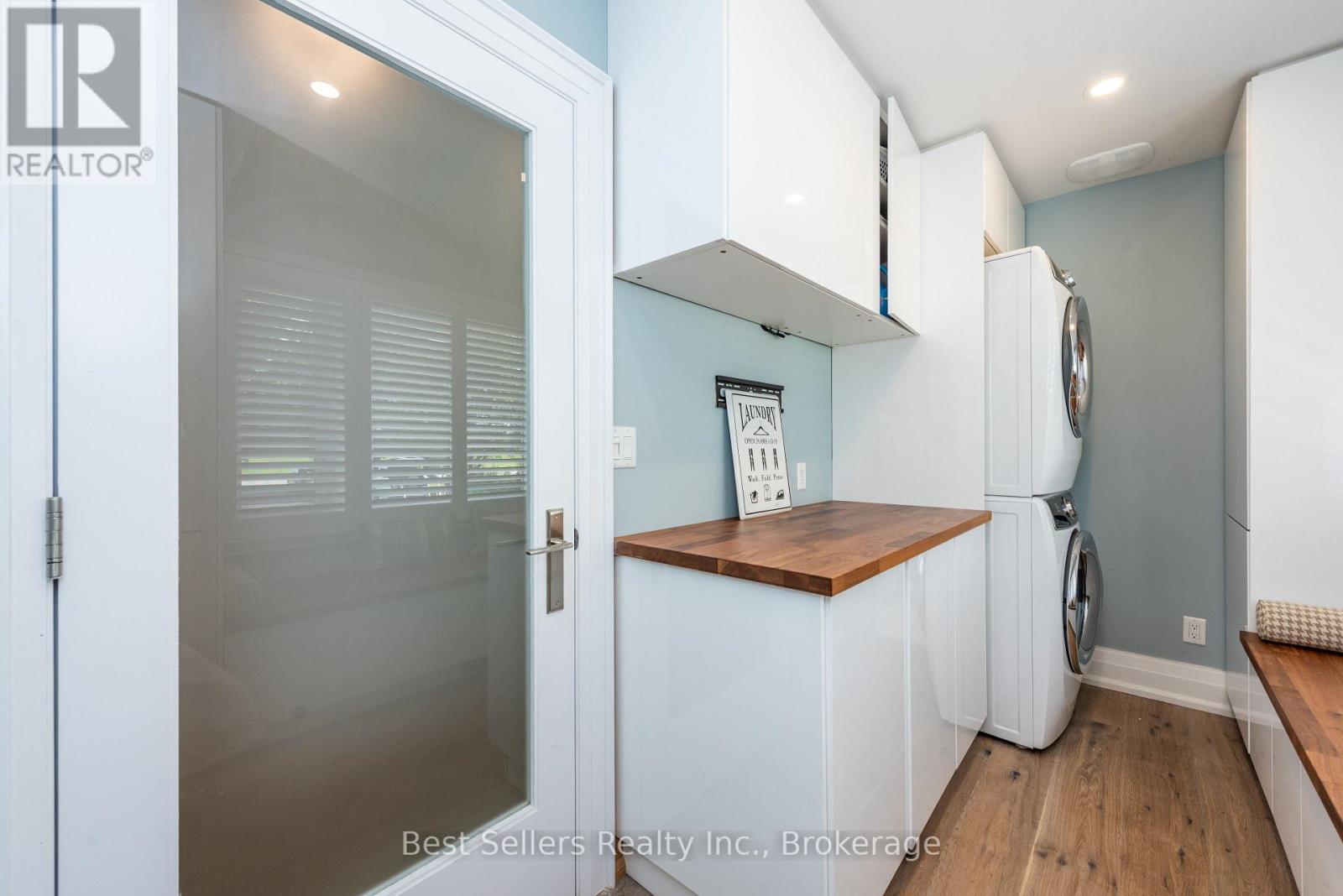 7407 Milburough Line E Property Photo 24