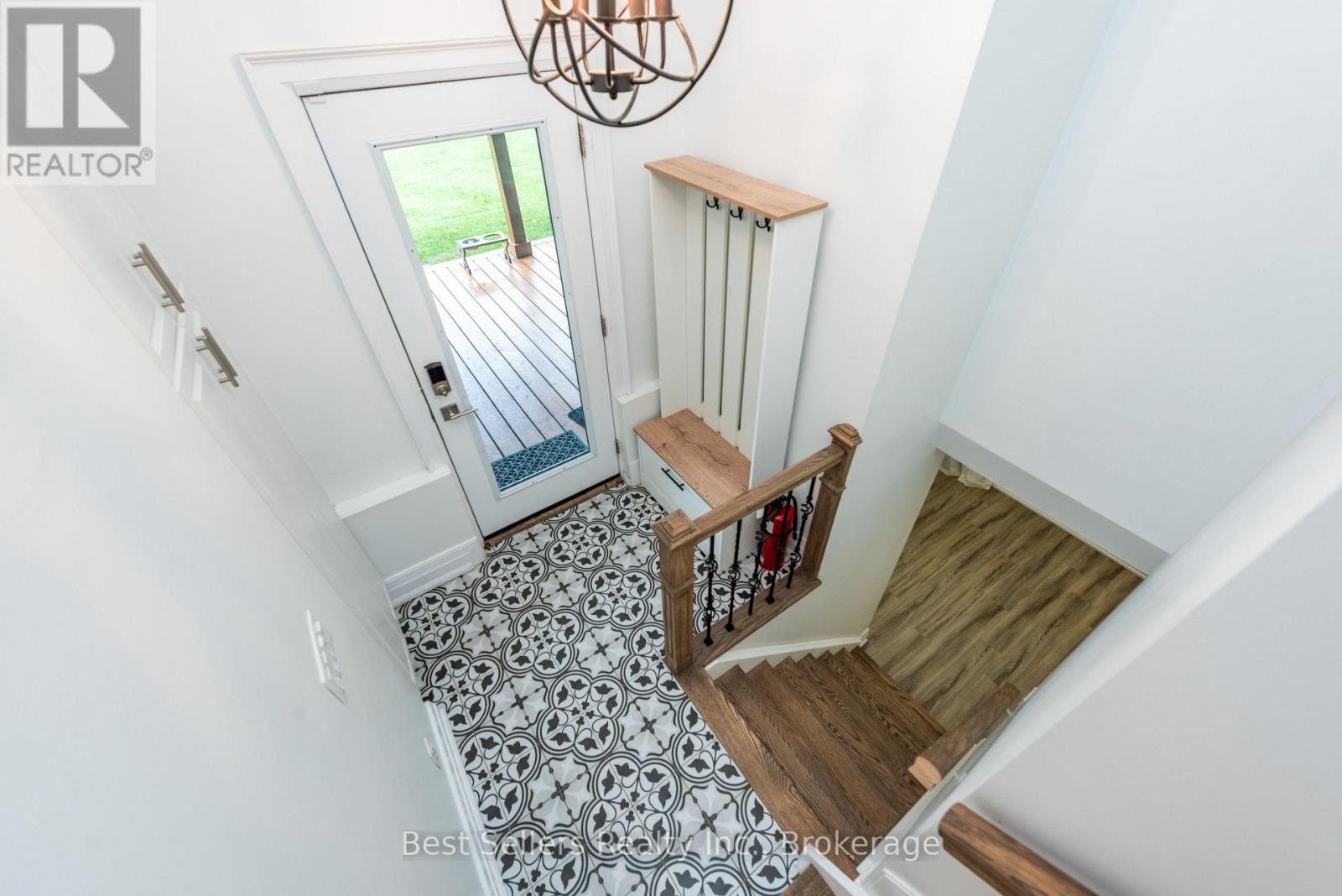 7407 Milburough Line E Property Photo 33