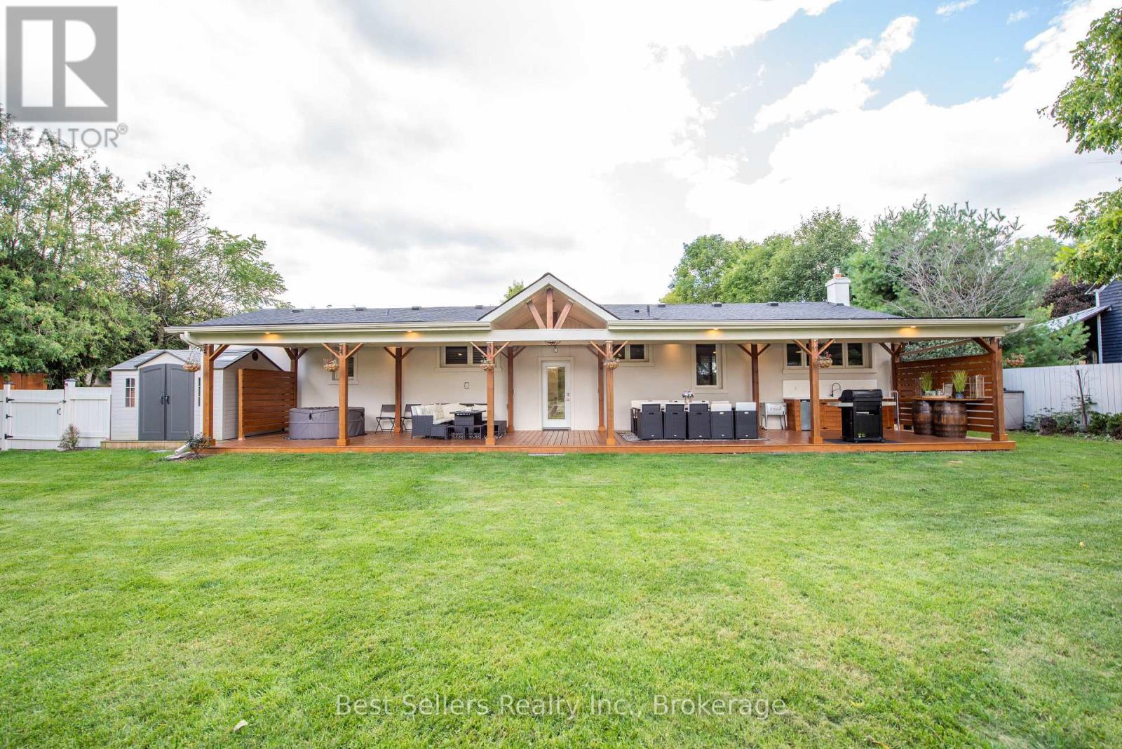 7407 Milburough Line E Property Photo 41