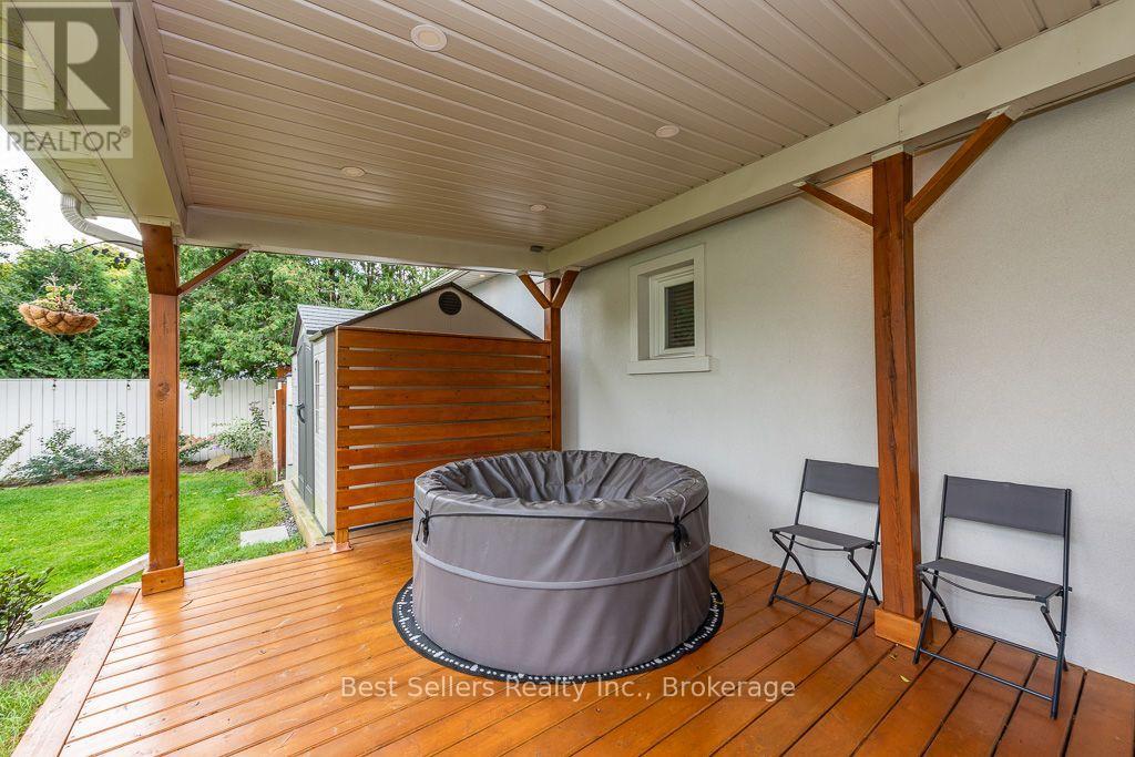 7407 Milburough Line E Property Photo 43