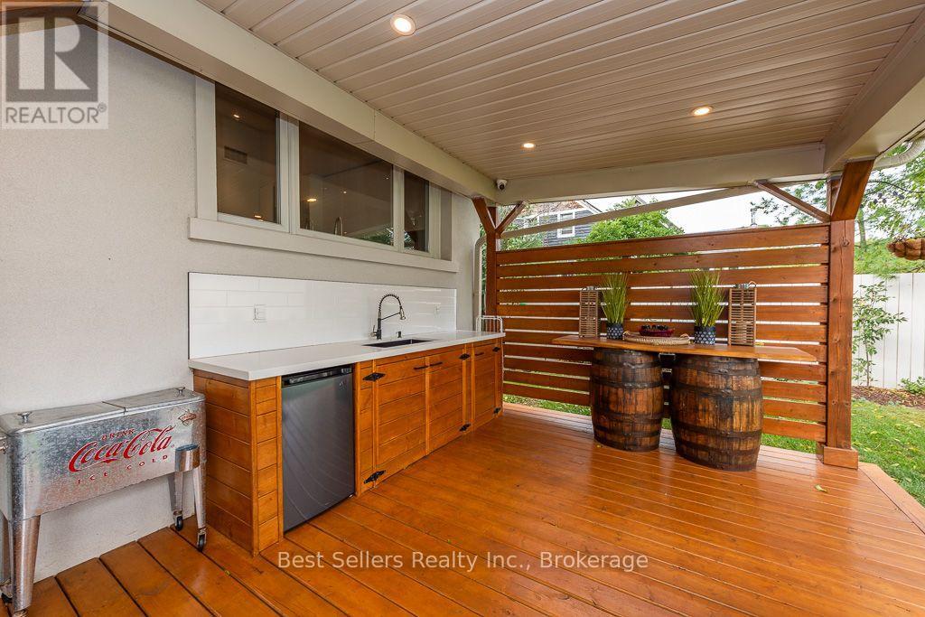 7407 Milburough Line E Property Photo 45