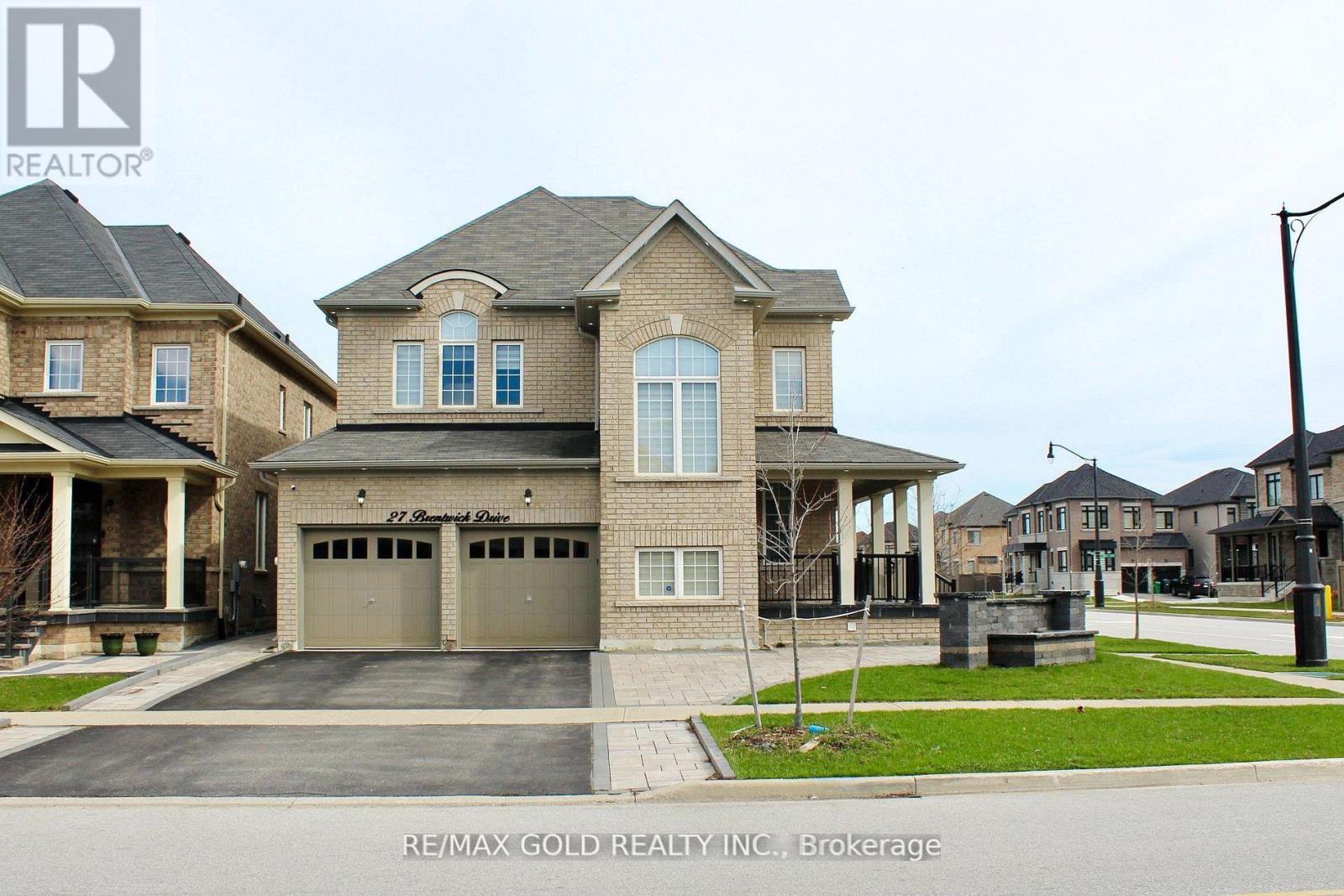 27 BRENTWICK DRIVE Property Photo 1