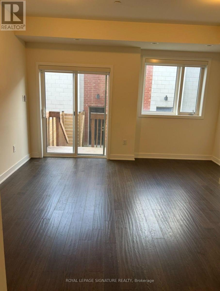 72 William Duncan Road Property Photo 10