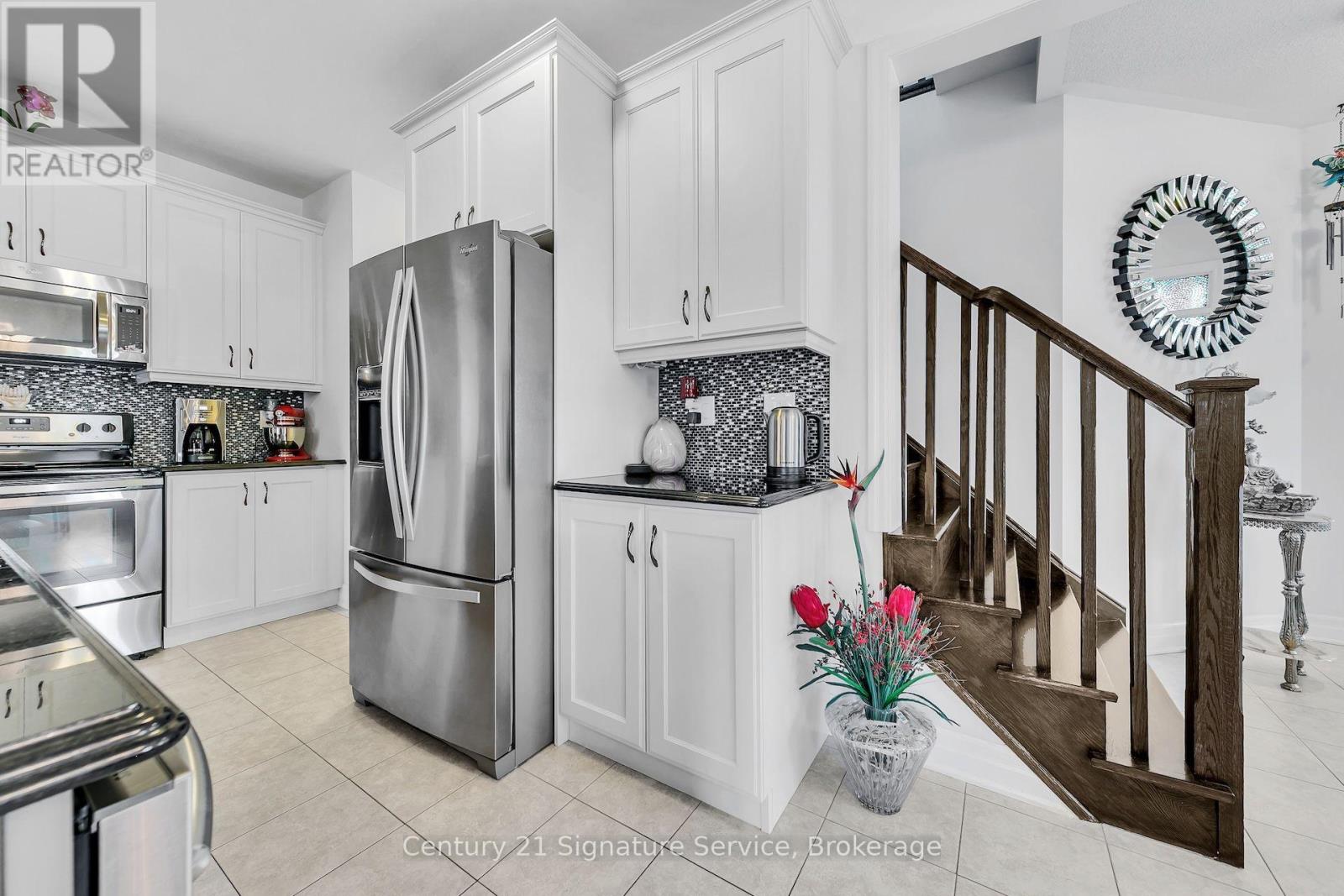 1369 Leger Way Property Photo 13