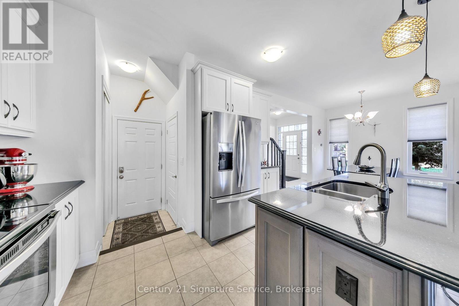 1369 Leger Way Property Photo 15