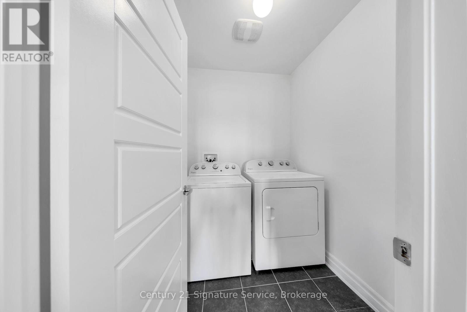 1369 Leger Way Property Photo 32