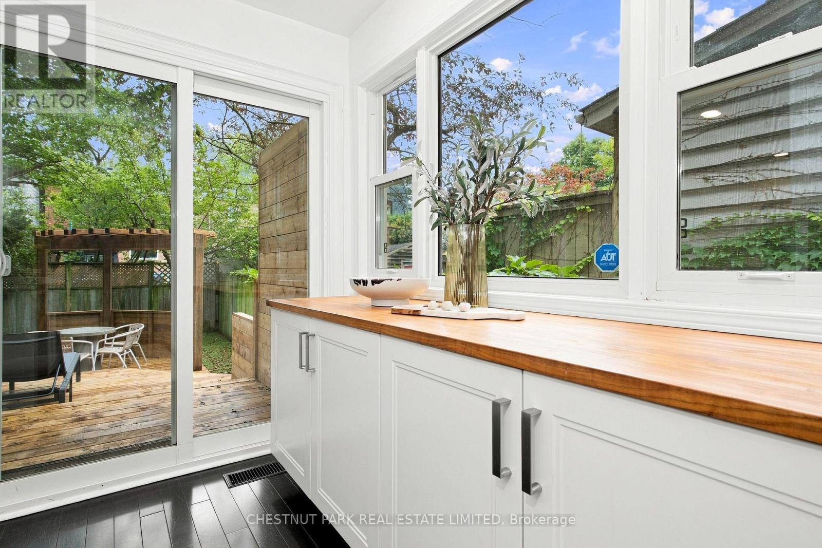 127 Durie Street Property Photo 9