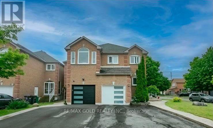 95 LENT CRESCENT Property Photo 1