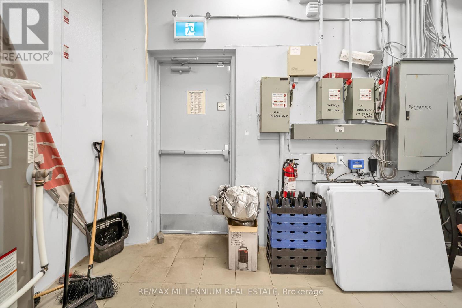 75 Alder Street Property Photo 29
