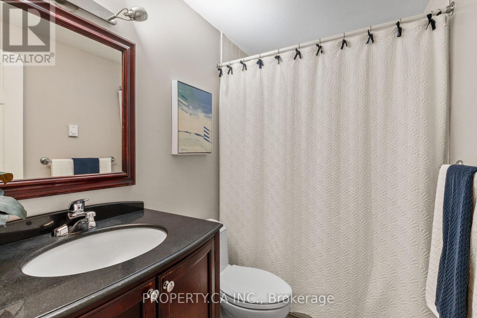 37 Gladstone Square Property Photo 19