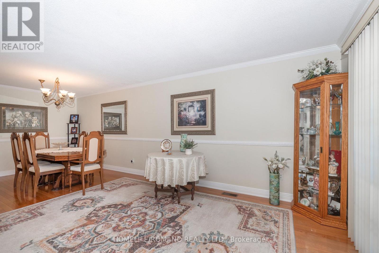 915 Lovingston Crescent Property Photo 7